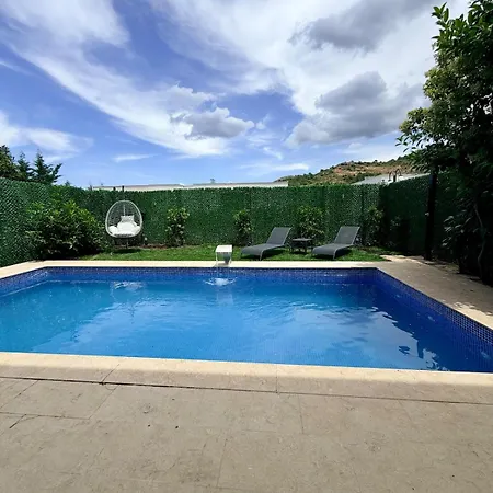 Villa Adventure 2 *